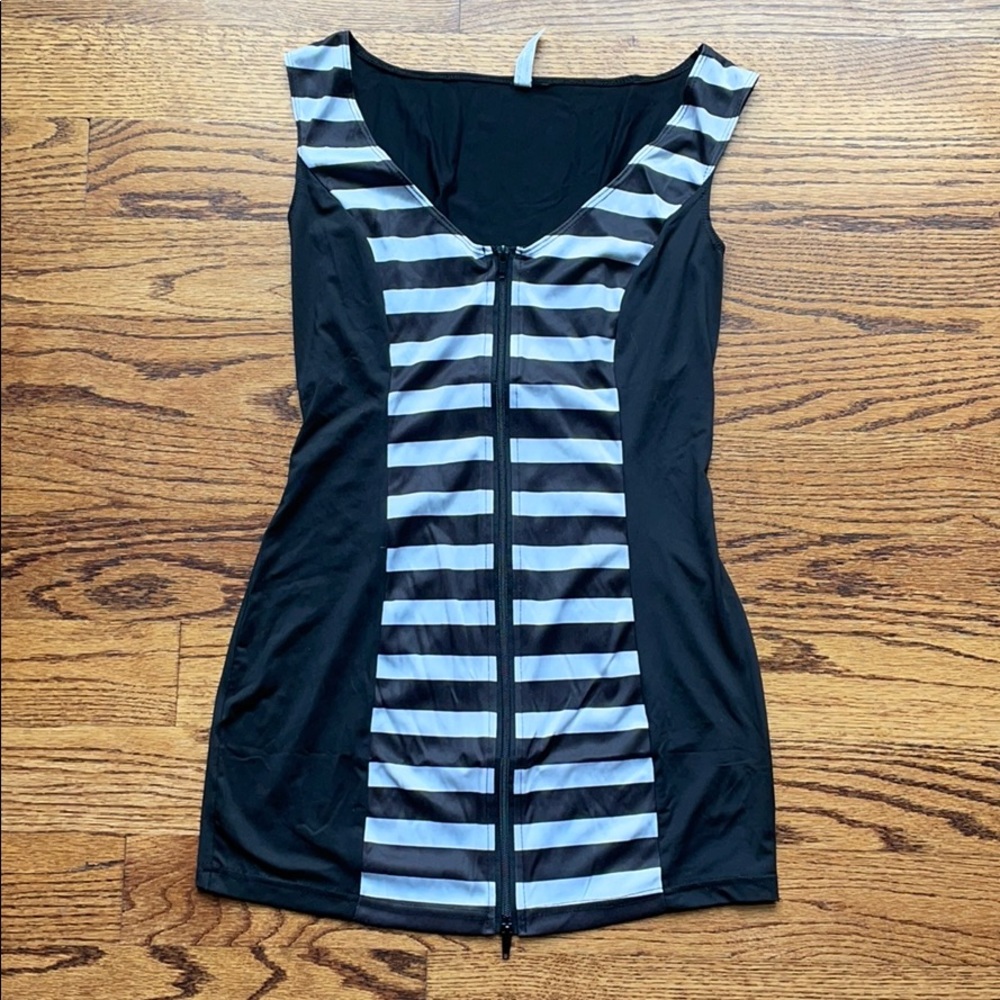 Halloween Ladies Prisoner Costume - Picture 3 of 7